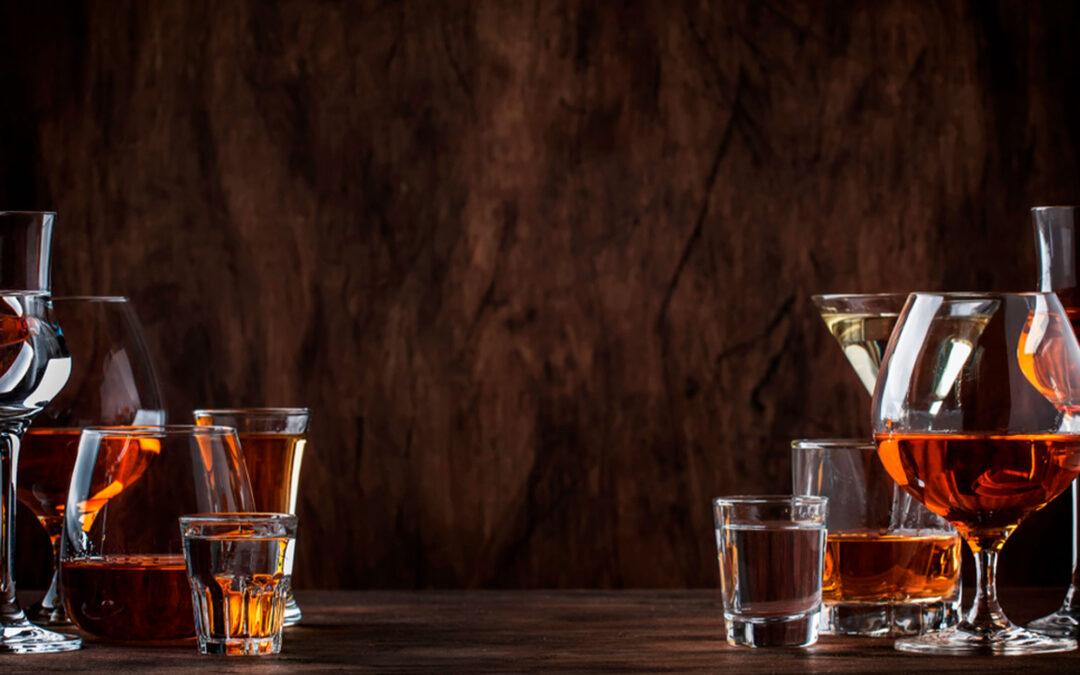 Tequila añejo vs reposado: descifrando los secretos de sus sabores y procesos